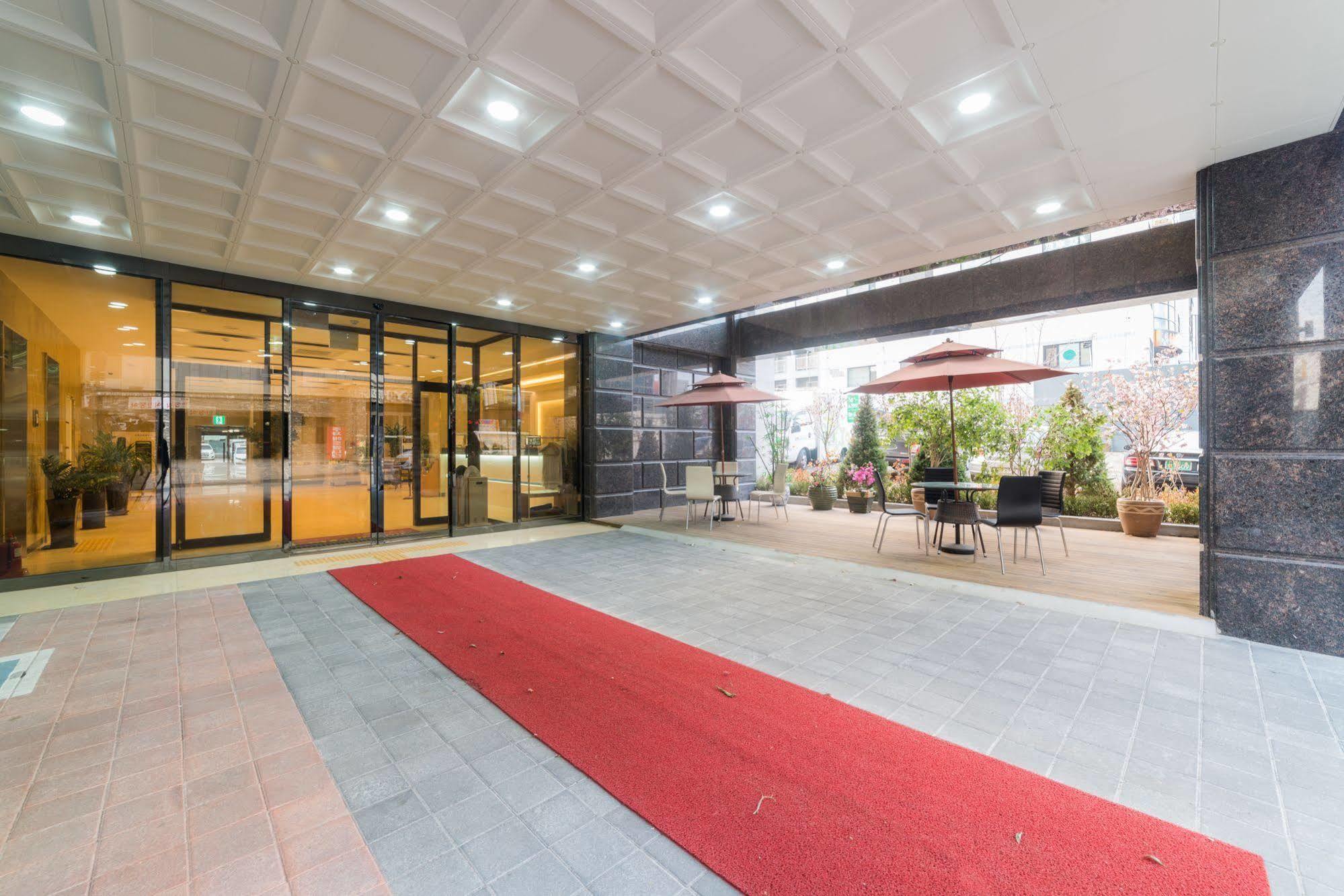 Reborn Suwon Silkroad Hotel Luaran gambar