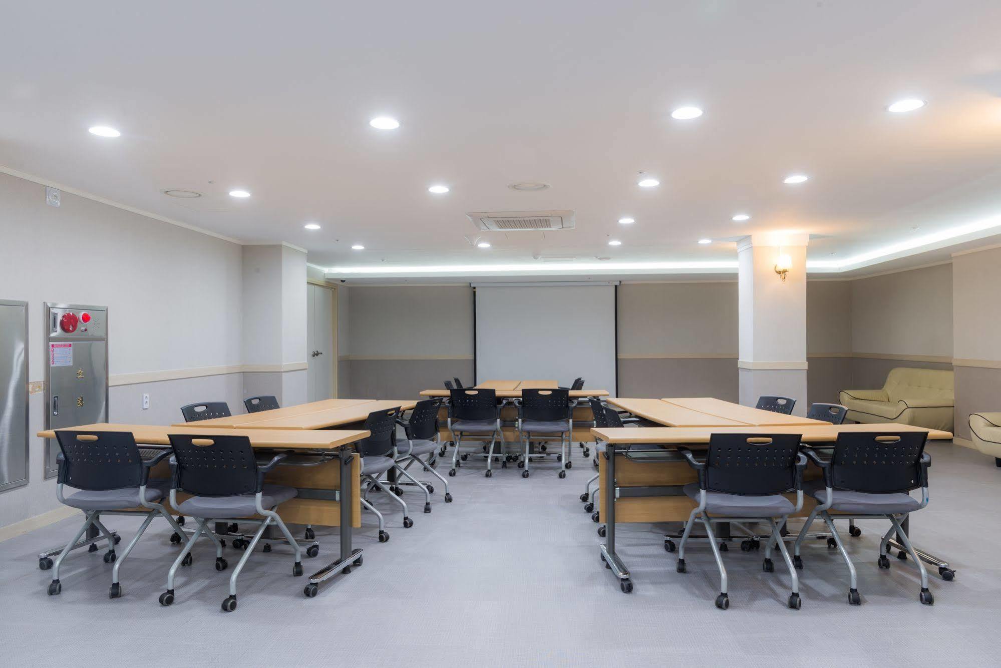 Reborn Suwon Silkroad Hotel Luaran gambar