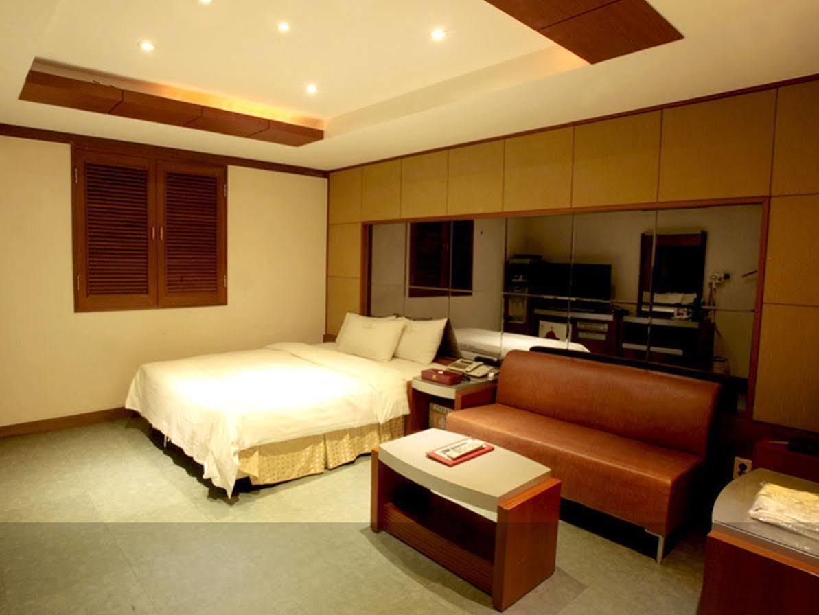 Reborn Suwon Silkroad Hotel Luaran gambar